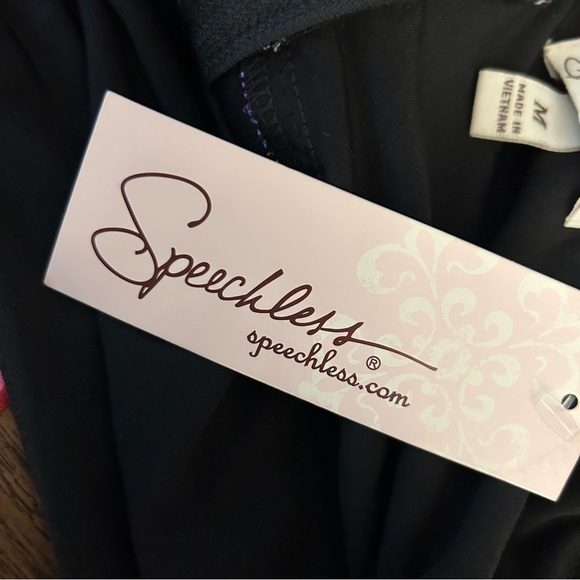 ❤️ SPEECHLESS Womens Black Floral Sleeveless Short Fit + Flare Dress Medium NWT - Picture 6 of 11